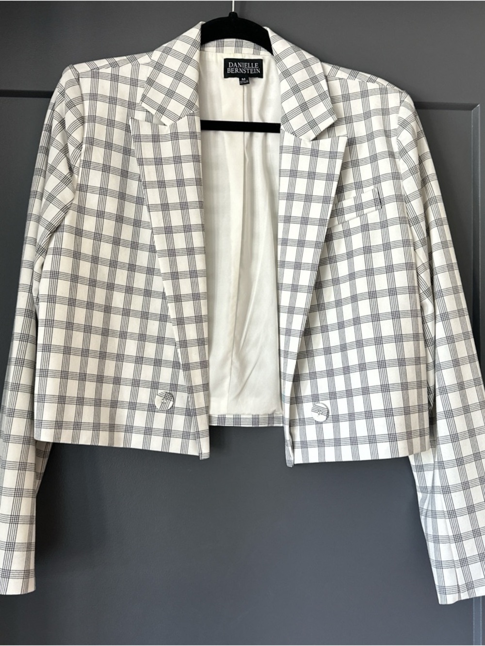 DANIELLE BERNSTEIN White & Gray Plaid Cropped Blazer